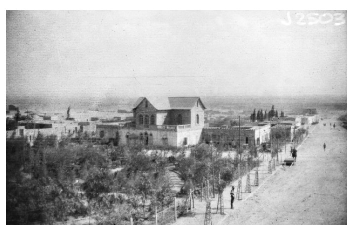 صورة لمدينة بئر السبع: مدينه بىر السبع سنه 1917. تصفح 70 ألف صورة تدون الحياة والتراث الفلسطيني جلهم قبل النكبة