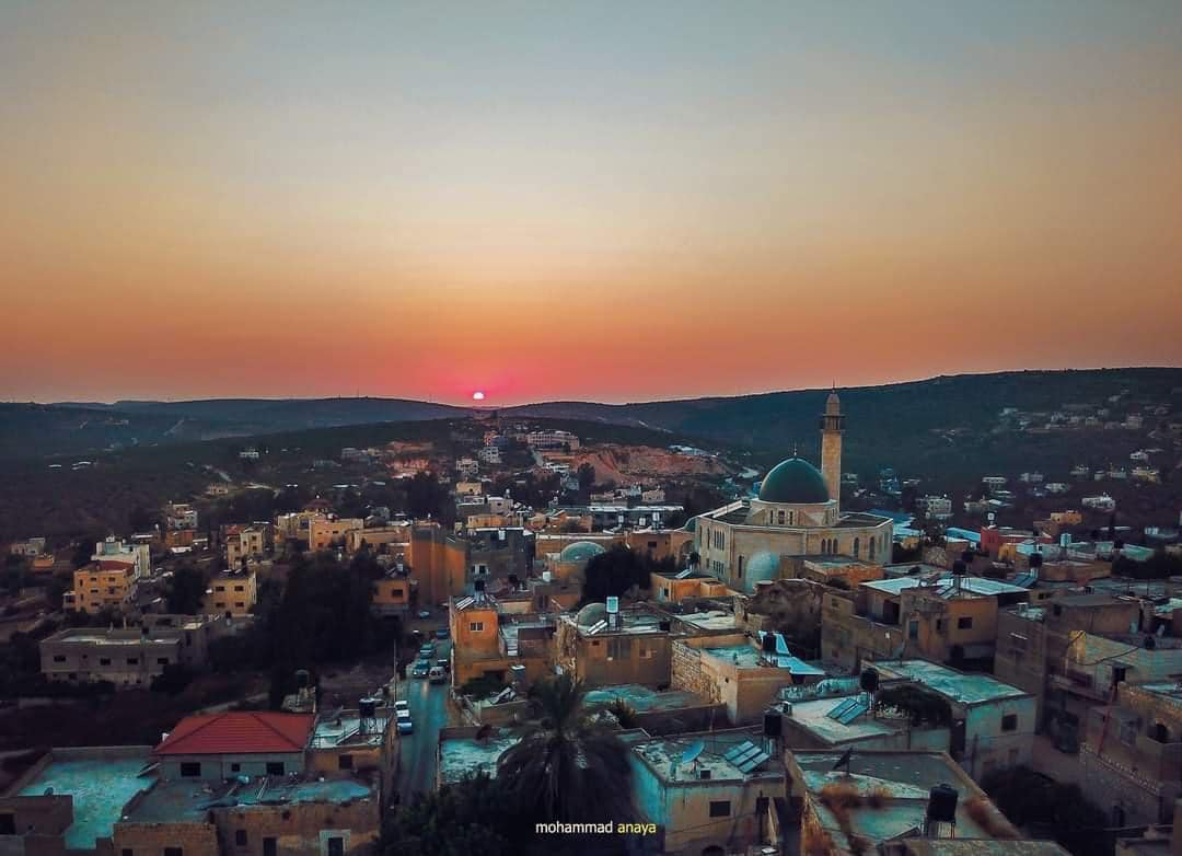 Picture for Zayta Village - Palestine: : منظر عام رائعة للبلدة عند الغروب -- 2023-- Mohammad Anaya