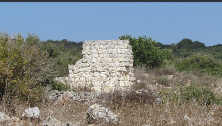 Picture for Qumbaza, Khirbat Village - Palestine: : اثار بيوت خربه قمبازه