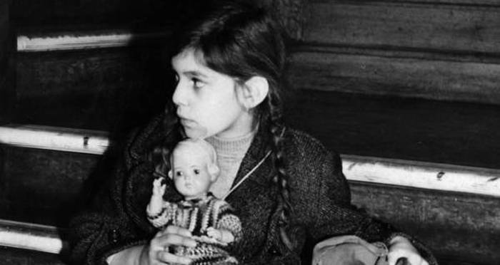 Arrival of a Kindertransport, Feb. 2nd, 1939